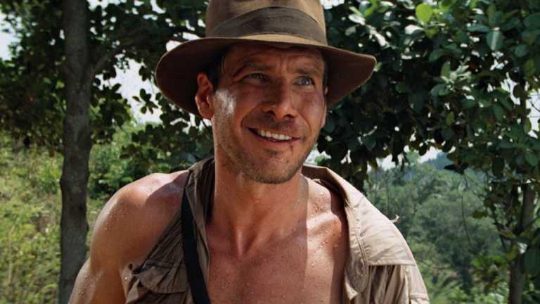 Gillian Anderson con Harrison Ford in Official Secrets Gillian Anderson con Harrison Ford in Official Secrets