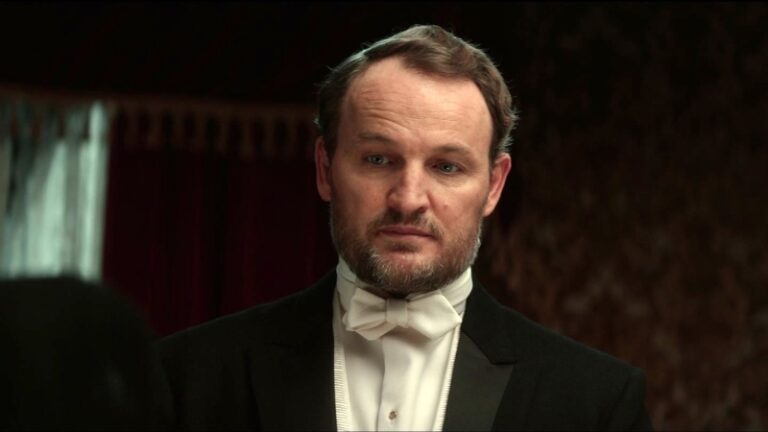 Jason Clarke: 10 cose che non sai sull&rsquo;attore