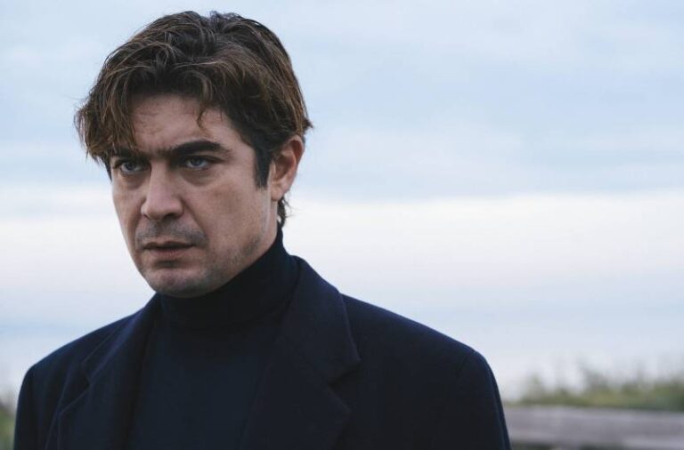 Riccardo Scamarcio: 10 cose che non sai sull&rsquo;attore