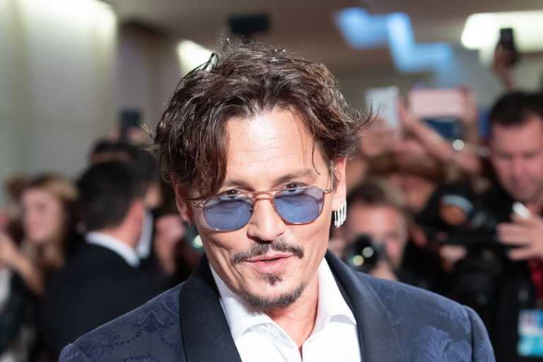 Johnny Depp riflette sulla cancel culture: &ldquo;Nessuno &egrave; al sicuro&rdquo;