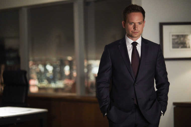 Patrick J. Adams: 10 cose che non sai sull&rsquo;attore