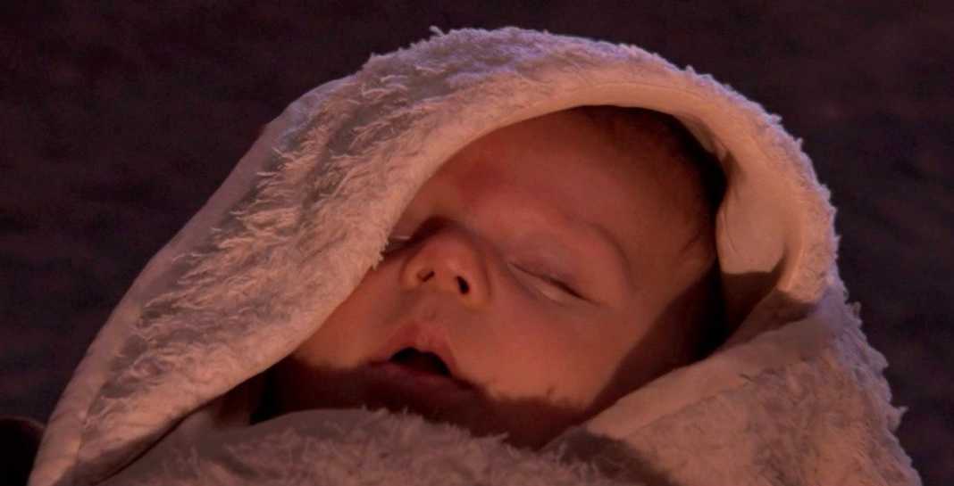 Star Wars: la Vendetta dei Sith Baby-Luke-Skywalker-from-Revenge-of-the-Sith Star Wars: la Vendetta dei Sith
