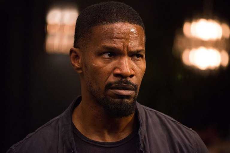 Jamie Foxx, contro le armi: &ldquo;Non avrei mai pensato di vivere in una &ldquo;societ&agrave; cristiana&rdquo; che lascia morire i bambini pi&ugrave; e pi&ugrave; volte&rdquo;