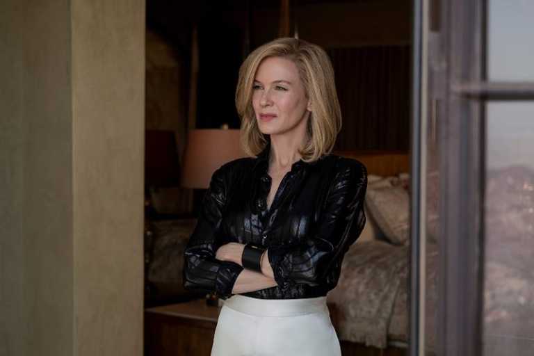Renee Zellweger incinta sul set di Bridget Jones’s Baby Renee Zellweger incinta sul set di Bridget Jones’s Baby