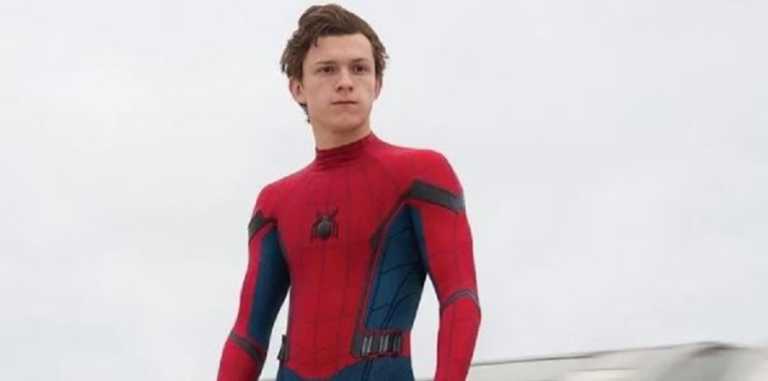Tom Holland torna nei panni di Spider-Man per una nobile causa