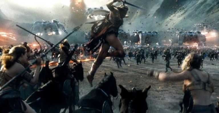 Justice League: una grande scena con le Amazzoni tagliata dal film Justice League: una grande scena con le Amazzoni tagliata dal film