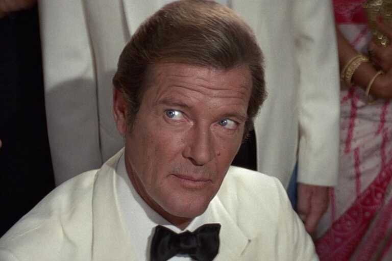 Roger Moore: 10 cose che non sai sull&rsquo;attore