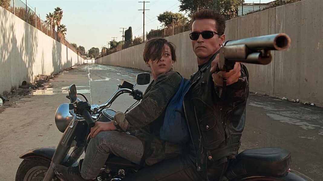Terminator 2 - Il giorno del giudizio Edward Furlong Arnold Schwarzenegger Terminator 2 - Il giorno del giudizio Edward Furlong Arnold Schwarzenegger