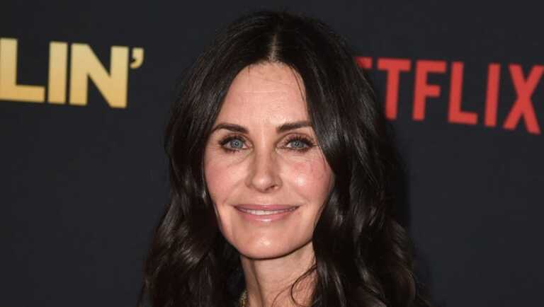 Courteney Cox torner&agrave; in Scream 5
