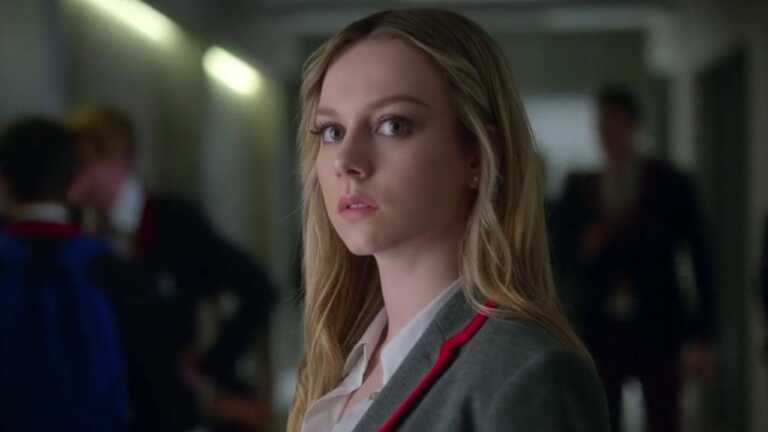 Ester Exp&oacute;sito: 10 cose che non sai sull&rsquo;attrice