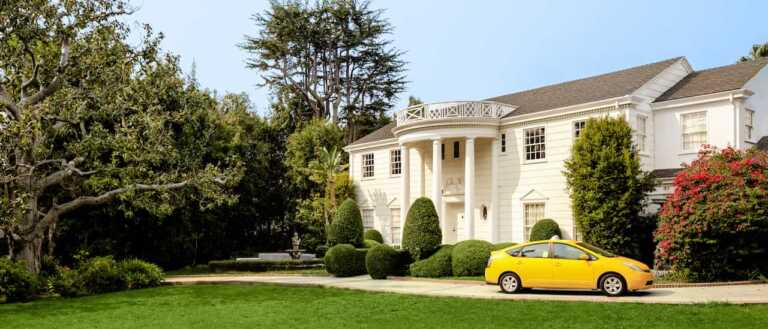 Will Smith apre le porte dell&rsquo;iconica villa a LA del Principe di Bel-Air