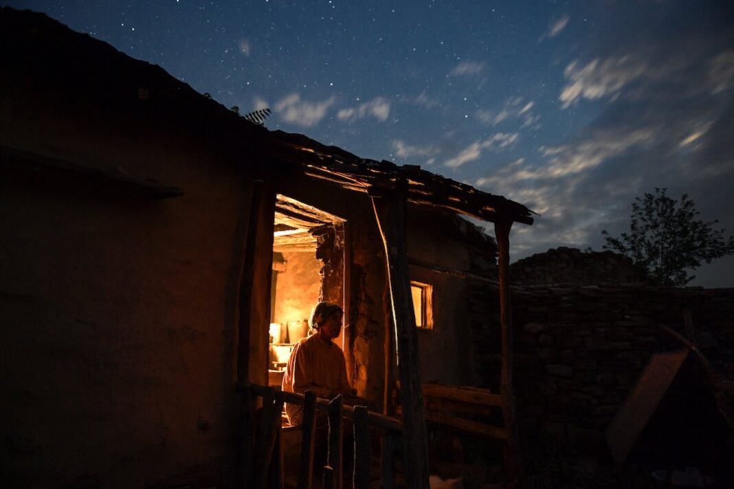 Honeyland film 2020 Honeyland