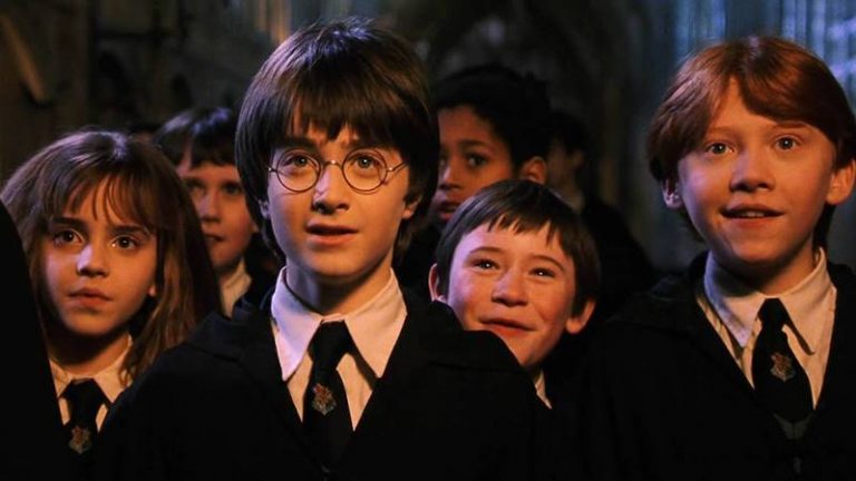 Warner Bros distribuir&agrave; una nuova versione del primo film di Harry Potter prima della serie HBO