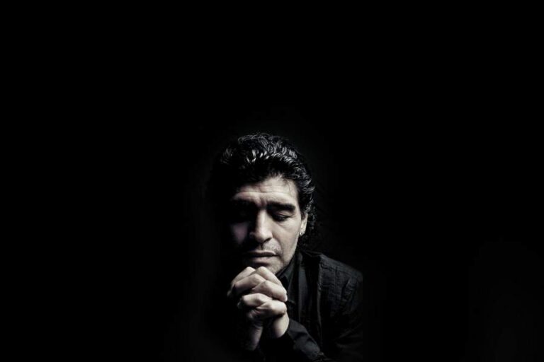 Maradona: le verit&agrave; nascoste questa sera su SKY