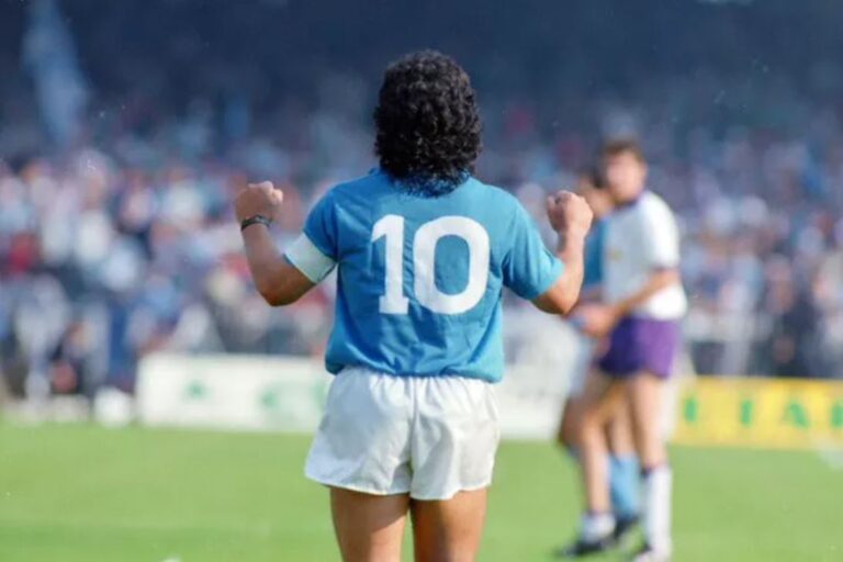 Diego Armando Maradona &egrave; morto: ecco il cinema che lo ha raccontato