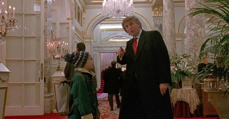 Donald Trump e la verit&agrave; sul cameo in Mamma, ho riperso l&rsquo;aereo