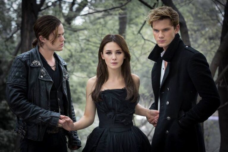 Fallen: libro, cast e sequel del film con Jeremy Irvine