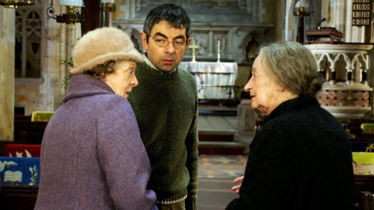 La famiglia omicidi: trama, cast e curiosit&agrave; sul film con Rowan Atkinson