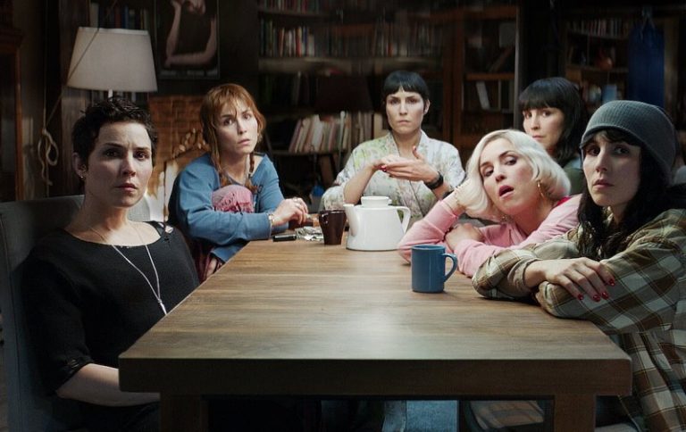Seven Sisters: trama e cast del film con Noomi Rapace