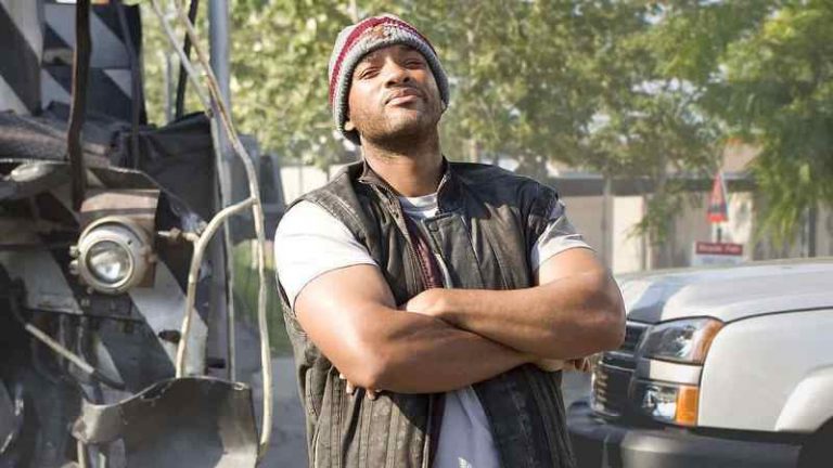 Hancock: trama, cast e curiosit&agrave; sul film con Will Smith