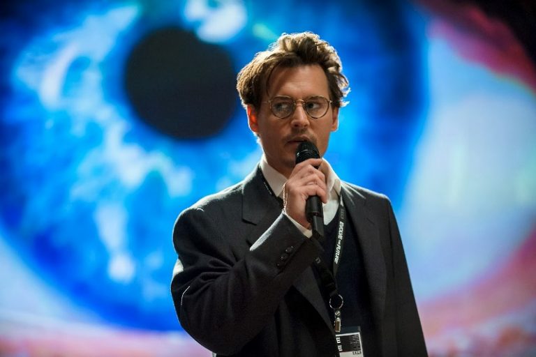 Transcendence: trama, cast e curiosit&agrave; sul film con Johnny Depp