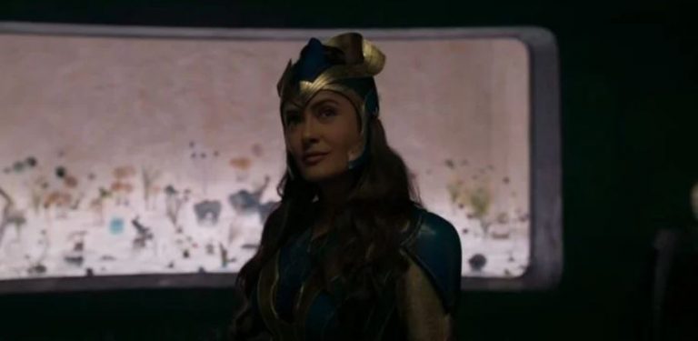 Eternals: Salma Hayek rivela un interessante dettaglio su Ajak