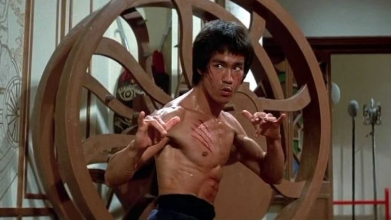 I 3 dell&rsquo;Operazione Drago: trama e cast del film con Bruce Lee