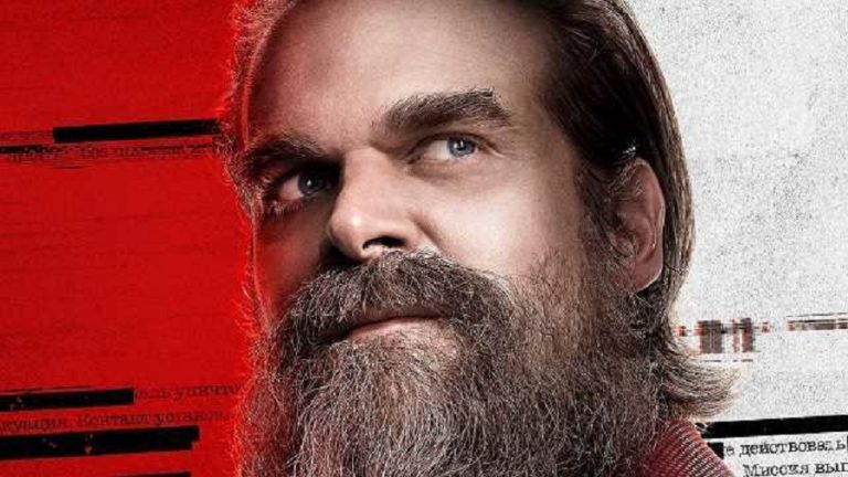 David Harbour parla del futuro di Guardiano Rosso nel MCU e tira in ballo Occhio di Falco