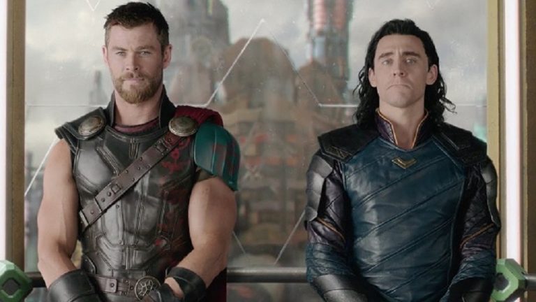 Tom Hiddleston parla di una scena di Thor: Ragnarok totalmente improvvisata
