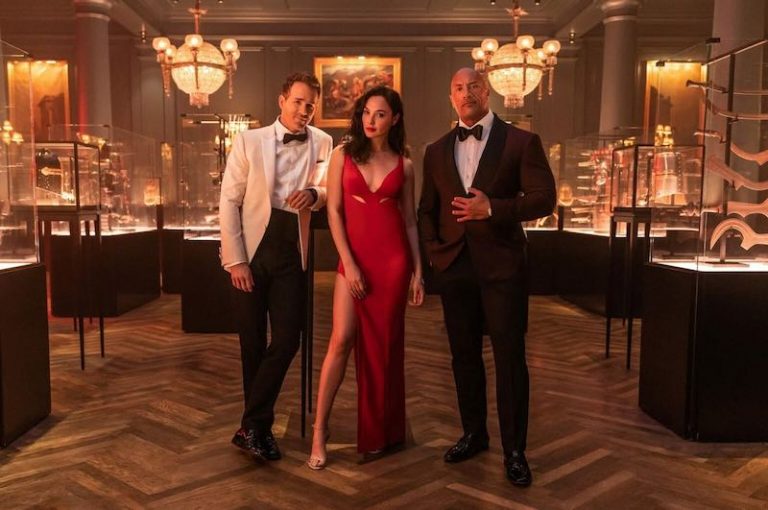 Red Notice con Gadot, Johnson e Reynolds, dal 12 novembre su Netflix Red Notice con Gadot, Johnson e Reynolds, dal 12 novembre su Netflix
