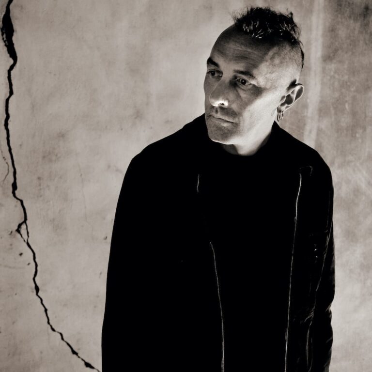 LIVENow presenta Yann Tiersen: Kerber &ndash; The Film, il film di Yann Tiersen