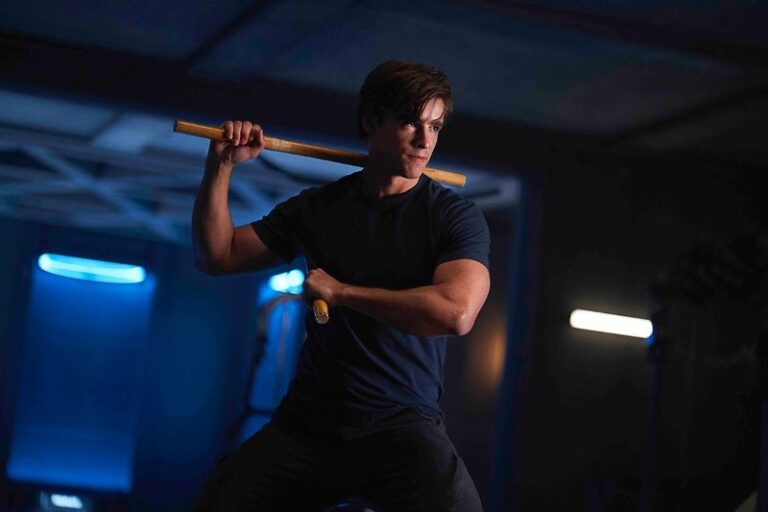 Brenton Thwaites: 10 cose che non sai sull’attore Brenton Thwaites: 10 cose che non sai sull’attore