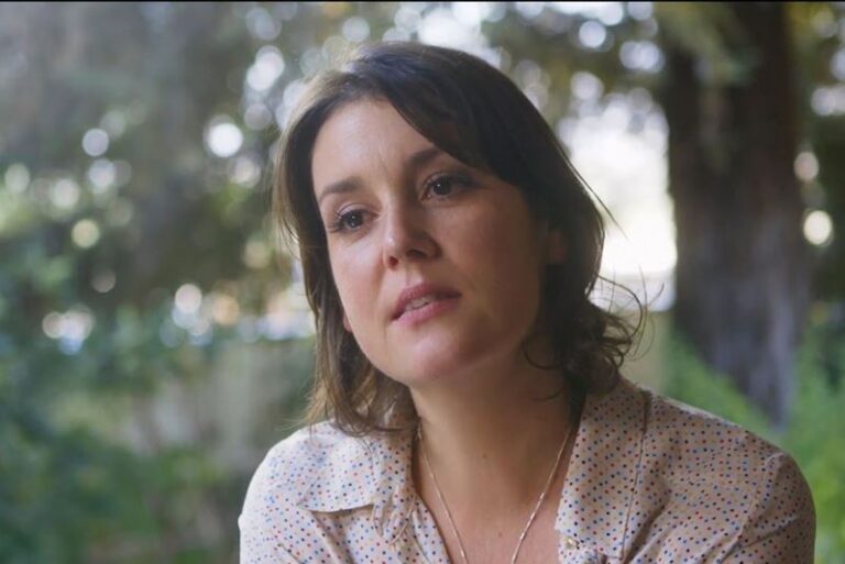 Melanie Lynskey: 10 cose che non sai sull&rsquo;attrice