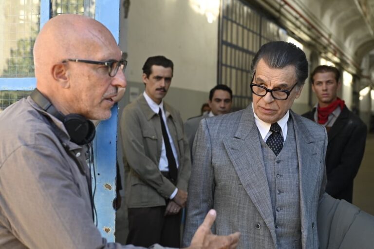 Arnoldo Mondadori, la docuserie con Michele Placido