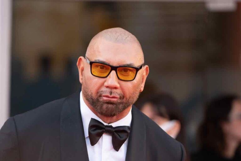 Dave Bautista protagonista del prossimo film di M. Night Shyamalan Knock At The Cabin Dave Bautista protagonista del prossimo film di M. Night Shyamalan Knock At The Cabin