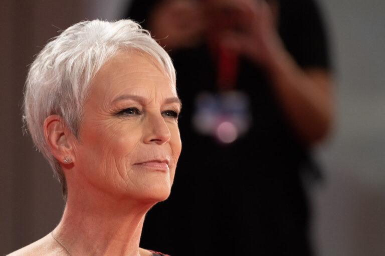 Venezia 78: le foto del Leone d&rsquo;Oro a Jamie Lee Curtis