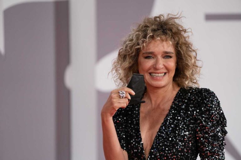 Valeria Golino a Linea D&rsquo;Ombra: &ldquo;Penso a un film da regista internazionale, magari a Hollywood&rdquo;