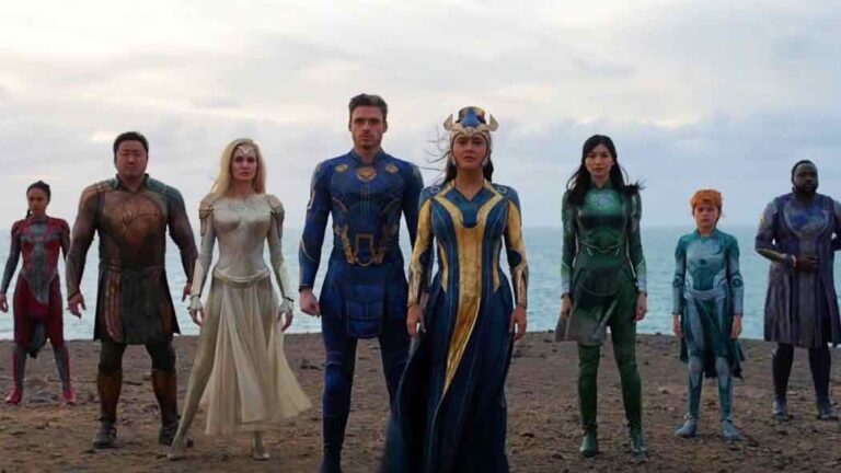 Eternals: i riferimenti alla DC Comics nel film Marvel! Eternals: i riferimenti alla DC Comics nel film Marvel!