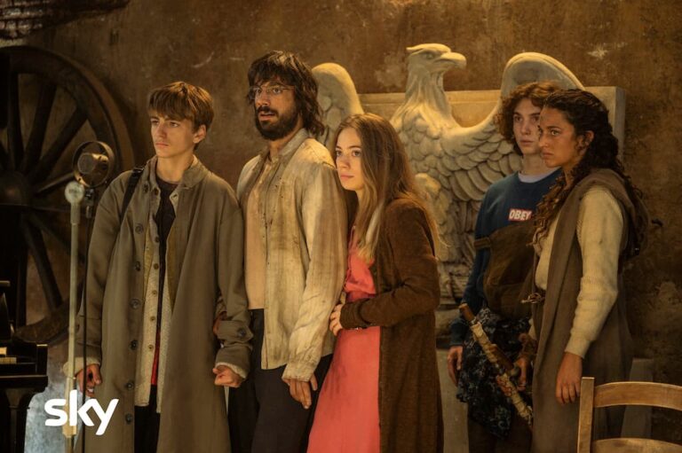 I Viaggiatori: trailer del film Sky Original in arrivo su SKY I Viaggiatori: trailer del film Sky Original in arrivo su SKY