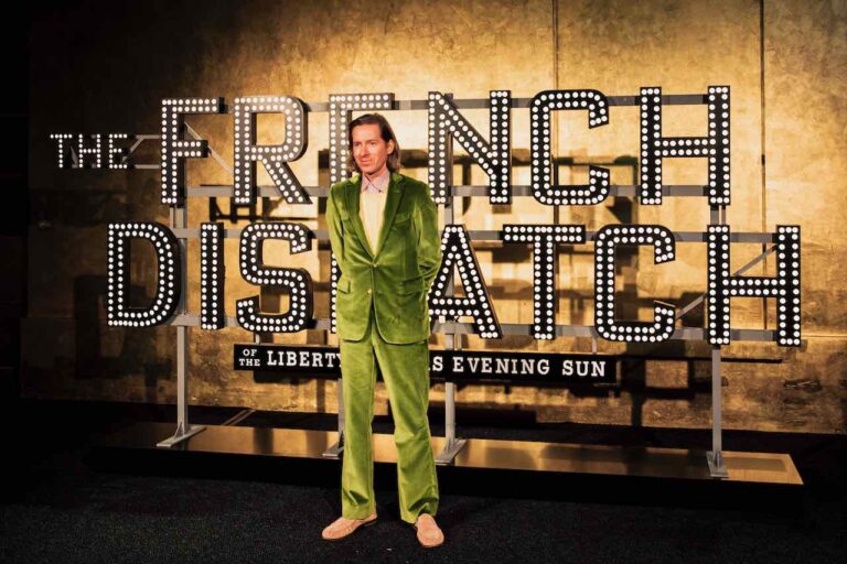 Asteroid City di Wes Anderson &egrave; &ldquo;una meditazione poetica sul significato della vita&rdquo;
