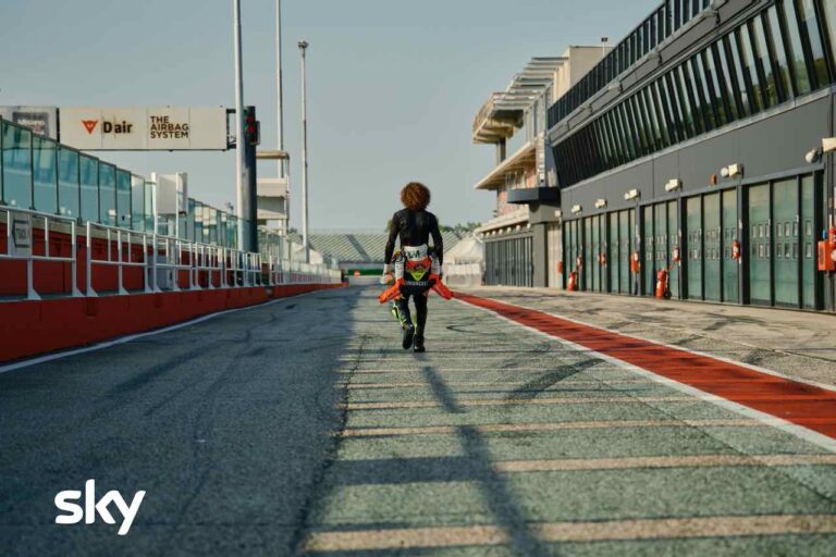 Sic: il trailer del documentario su Marco Simoncelli Sic: il trailer del documentario su Marco Simoncelli