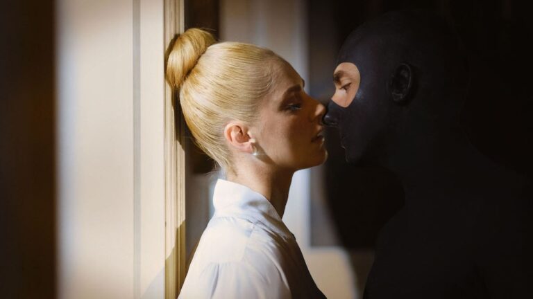 Diabolik, recensione del film dei Manetti Bros