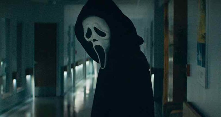 Scream, la recensione del film. Il ritorno di Ghostface