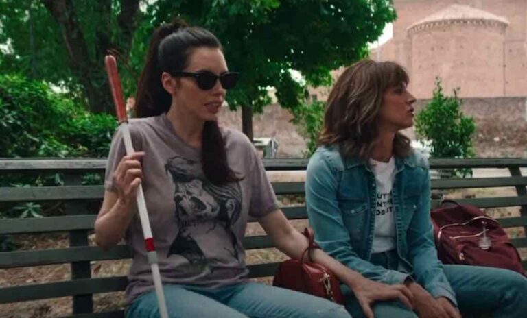 Occhiali Neri, recensione del nuovo film di Dario Argento Occhiali Neri, recensione del nuovo film di Dario Argento