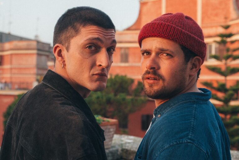 La Svolta: trailer del film italiano in arrivo su Netflix La Svolta: trailer del film italiano in arrivo su Netflix