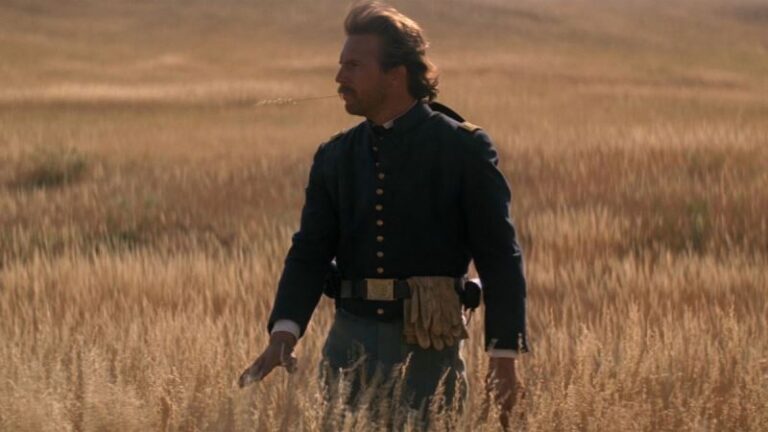 Balla coi lupi: tutto quello che c&rsquo;&egrave; da sapere sul film di Kevin Costner