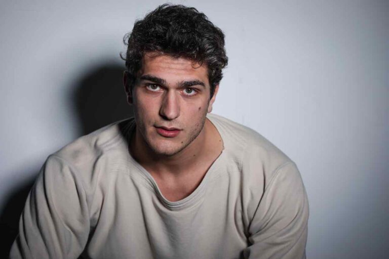 Filippo De Carli: sul set con Lady Gaga e nella famiglia di Netflix, verso l&rsquo;infinito e oltre