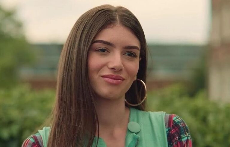 Mimi Keene: 10 cose che non sai sull&rsquo;attrice