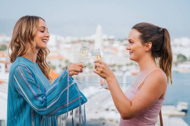 The Weekend Away: tutte le curiosità sul film di Netflix The Weekend Away: tutte le curiosità sul film di Netflix