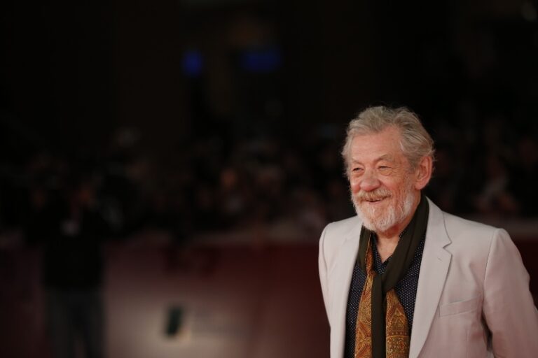 Ian McKellen non &egrave; entusiasta di Hamnet: &ldquo;&Egrave; improbabile!&rdquo;